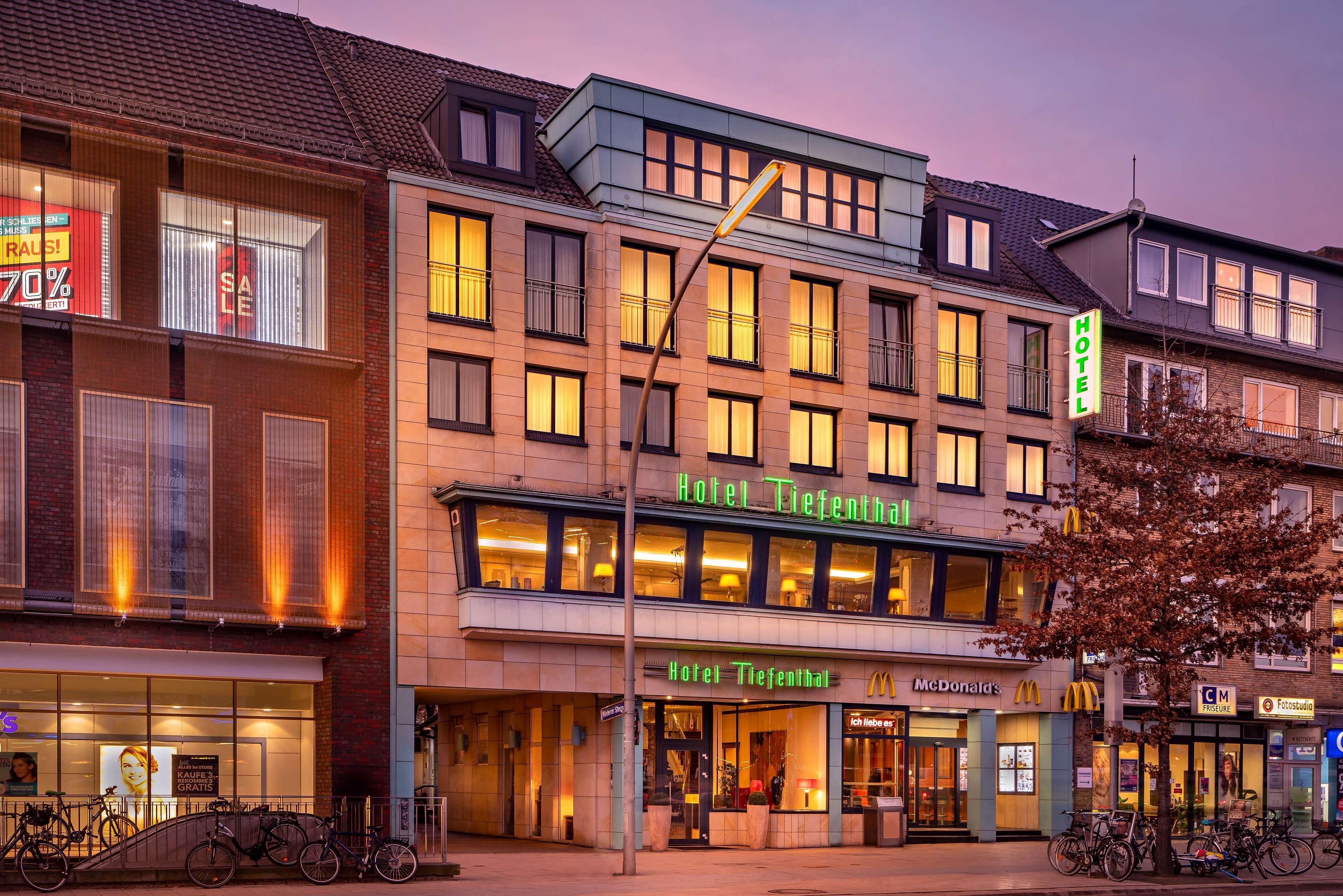 Select Hotel Tiefenthal Amburgo Esterno foto